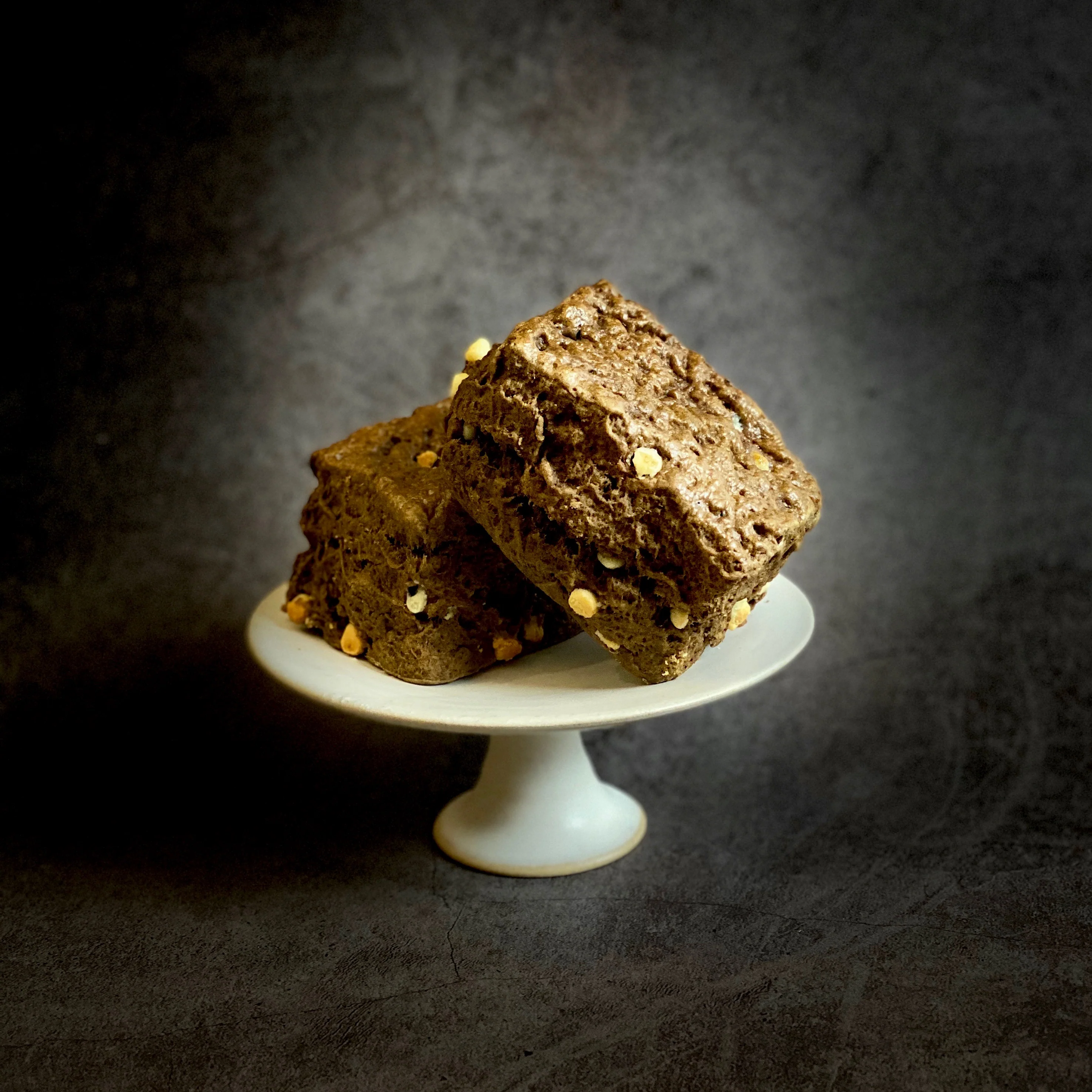 Hojicha & White Chocolate Scones - Pack of 5 - Image 4