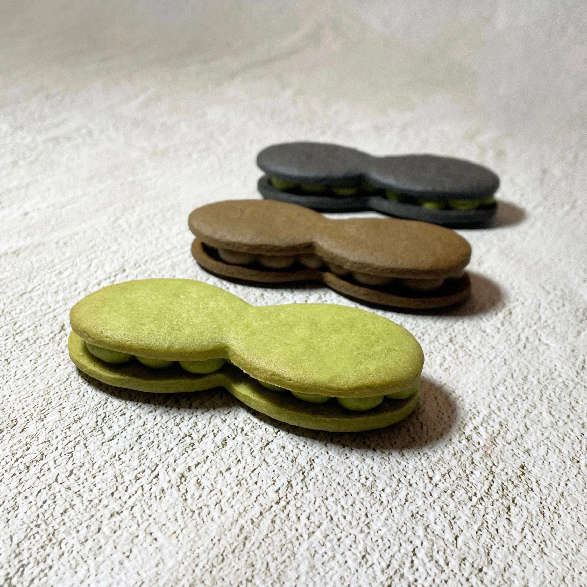 MATCHADO Japanese Cream Biscuit Trio - 3 flavours - Matcha, Bamboo Charcoal & Hojicha - Image 3