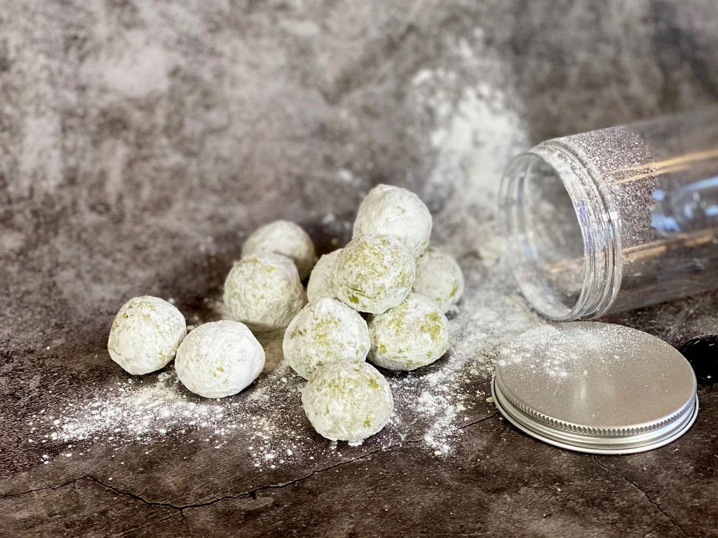 MATCHADO Vegan Boule de Neige Biscuits - Matcha Flavour - Image 4